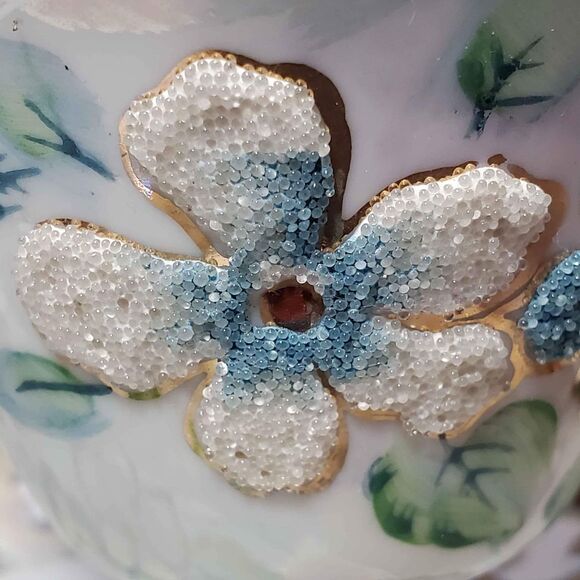 EFCCO Teacup and Saucer Blue White Textured Flowers Reticulated Opalescent - Picture 10 of 10